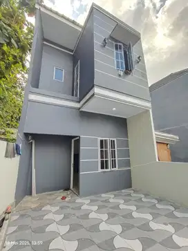 Rumah siap huni dekat mall graha Cijantung