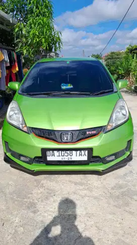 Honda jazz RS metik 2011