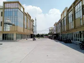 Grand pondok ungu marakas