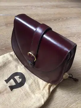 Tas Wanita merk Etienne Aigner