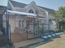 Rumah Istana Bedali Agung Lawang Malang
