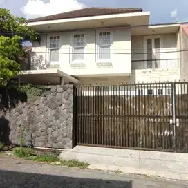 Rumah Murah Siap Huni Simpang Darmo Permai Selatan XI