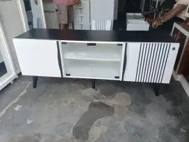 Meja tv retro ukuran 150cm