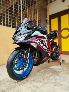 Kawasaki ZX25R / ZX 25R 2021 ABS SE KTQRS, Black Premium Metalic,Mulus