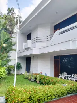 Jual Murah‼️Rumah 2 Lantai Manyar Kertoadi Dekat Pakuwon City