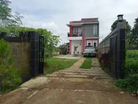 Dijual rumah Cikereteg