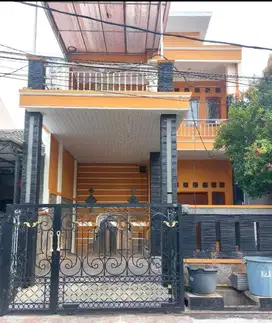 Dijual Rumah 3 lt Perumahan Taman Royal 3 Cipondoh Tangerang