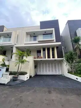 Rumah Dijual Pejaten Barat - Kemang. Private Townhouse, Dkt AIS. NEGO