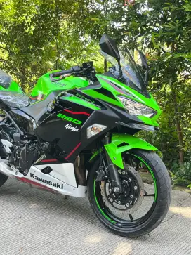 Kawasaki Ninja 250FI ABS thn 2021 Siap Pakai  Dp 1jt