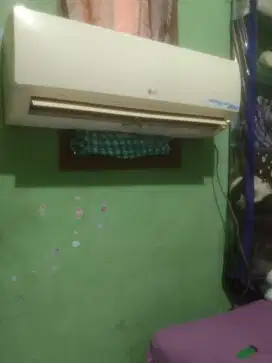 AC LG 1/2 pk Dingin