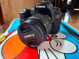 Canon 60D plus lensa kit