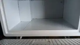 Chest Freezer merk Aqua AQF-200