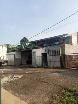 Rumah(gudang) dijual cepat