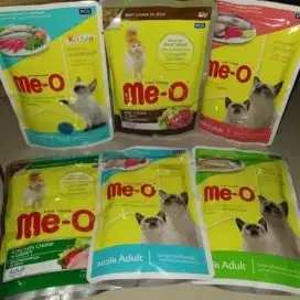 Meo pouch makanan kucing