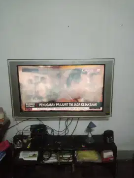 Lcd ( Liquid crystal display ) Sony Bravia Engine KDL 46x2000