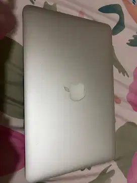Dijual Laptop Macbook Air 11 Inch