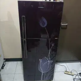 Kulkas 2 pintu polytron