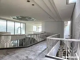 Komersiil Di Area Prime Location Kota Surabaya Jalan Embong Kenongo