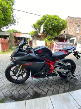 Cbr250rr / honda cbr 250 rr abs 2020 racing blackred no ninja zx murah