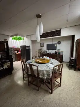Rumah Asri di Kawasan Hunian Eklusive Taman Radio Dalam Kebayoran Baru