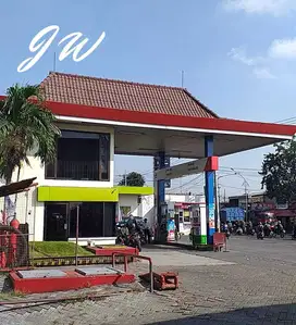 POM BENSIN AKTIF JALAN RAYA GRESIK DEMAK SURABAYA