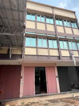 Ruko Siap Pakai di Jl.dr.Ratna, Jatibening, Bekasi