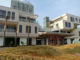 Di sewa kan Ruang usaha, konsep keren, harga murah bisa sewa 1 tahun