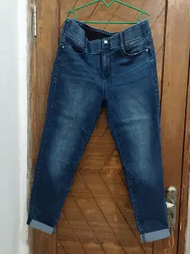Celana jeans ban pinggang besar