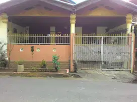Jual Rumah Jln Camar 5. Malendeng, Manado