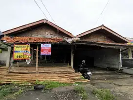 Gudang Sekaligus Ada Bangunan Di Belakang Di Jalan Ujung Harapan