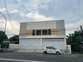 Ruko Area Tengah Kota Cocok Untuk Kantor Dan Usaha Dekat Stasiun Tugu