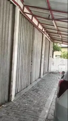 DISEWAKAN RUKO GANDENG KOJA STRATEGIS, SIAP HUNI (Ir)