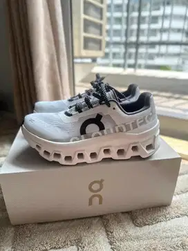 On Cloud Monster 2