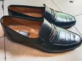 Sepatu pantopel second original kondisi barang mulus
