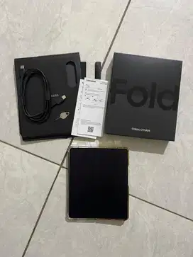Samsung Galaxy Z Fold 4 ROM 256gb RAM 12gb Beige