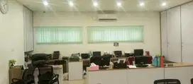 Bangunan Kantor masih Aktif Kawasan Bisnis Laweyan Solo