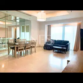 Jual Pakubuwono Residence 3 Bedroom + 1 Study, 303 sqm, Semi furnished