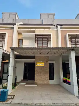 rumah cluster burgendy semi furnished di summarecon dekat akses tol