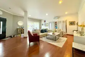 Jual Rumah Pojok Jalan Buntu Ciputat Timur