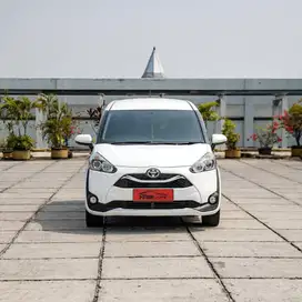 Toyota sienta V AT 2020