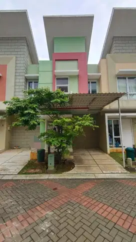 JUAL rumah 2 kamar Arcadia village Gading Serpong dekat sekolahan