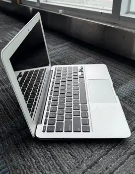 Macbook Air 11 inch mid 2012 (A1465) RAM 4GB SSD 128 GB