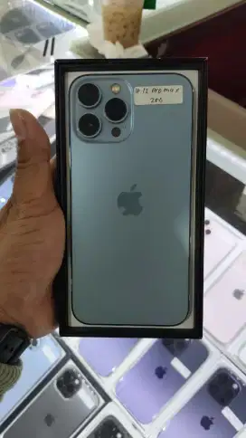 iPhone 13 pm Hb 84% memory 256GB