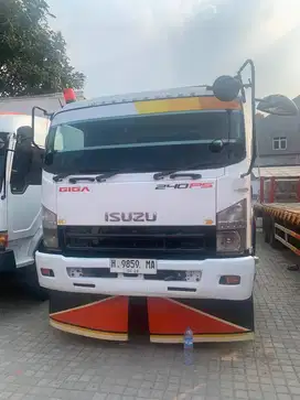Jual Mobil Isuzu FVM 34 W tangki Tronton 2012
