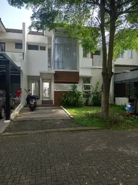 Disewa Rumah Eminent cluster Ingenia BSD city 3 kamar Boulevard