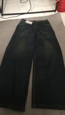 BAGGY JEANS - DEMOAN SIZE 0