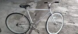 sepeda pixi buat sekolah