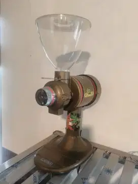 Grinder kopi Latina 206N Royal Gold