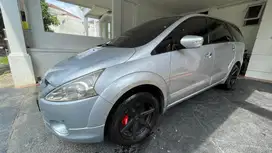 Mitsubishi Grandis 2008 Bensin