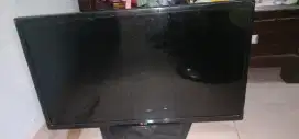 Jual tv LED LG 32 incs bekas normal jaya